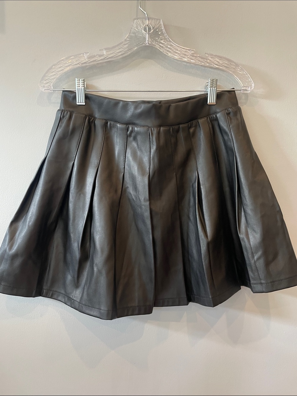 Black Faux Leather Pleated Mini Skirt large like new